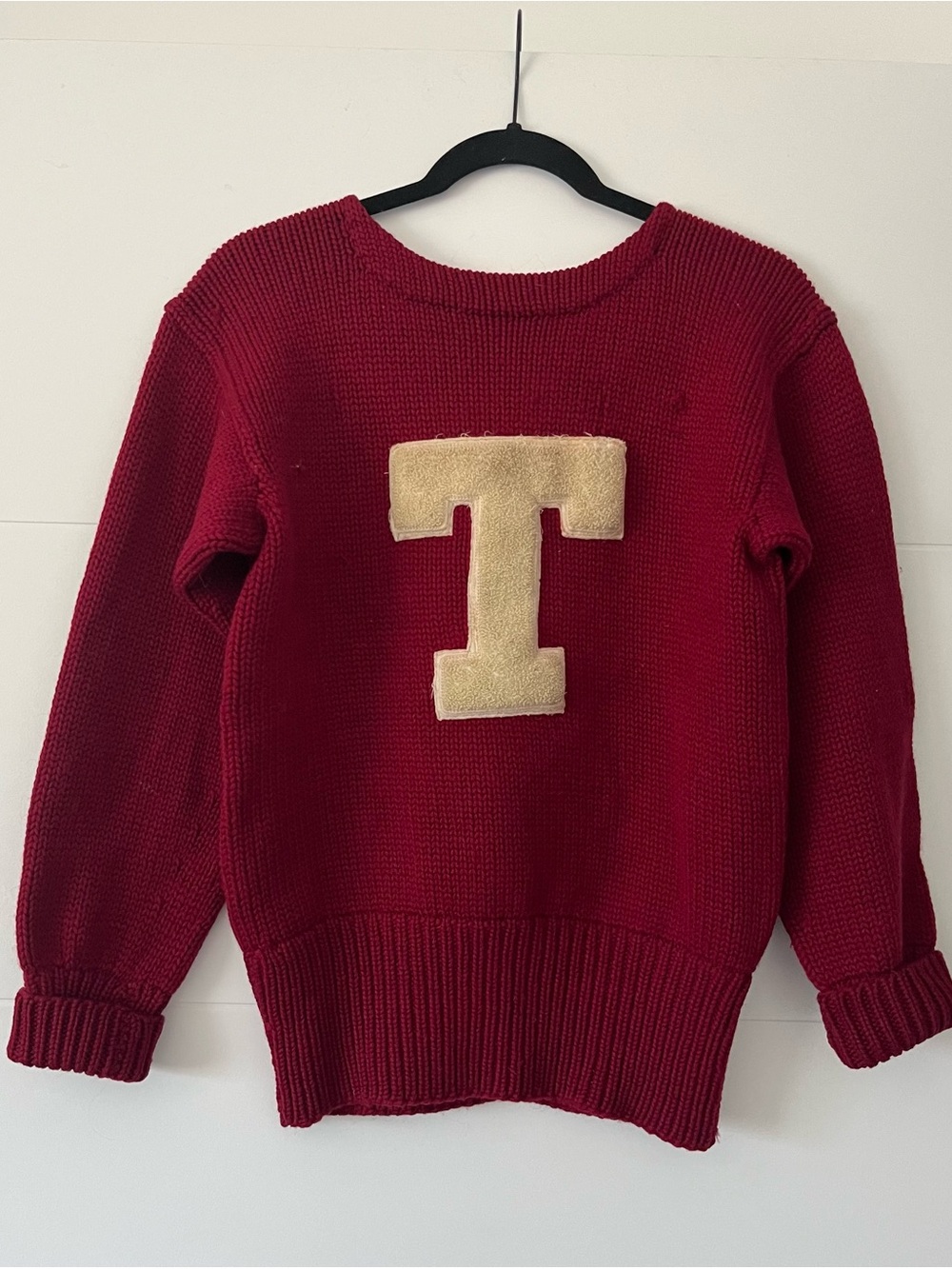 Vintage TEMPLE UNIVERSITY Women’s Red Knit Sweater